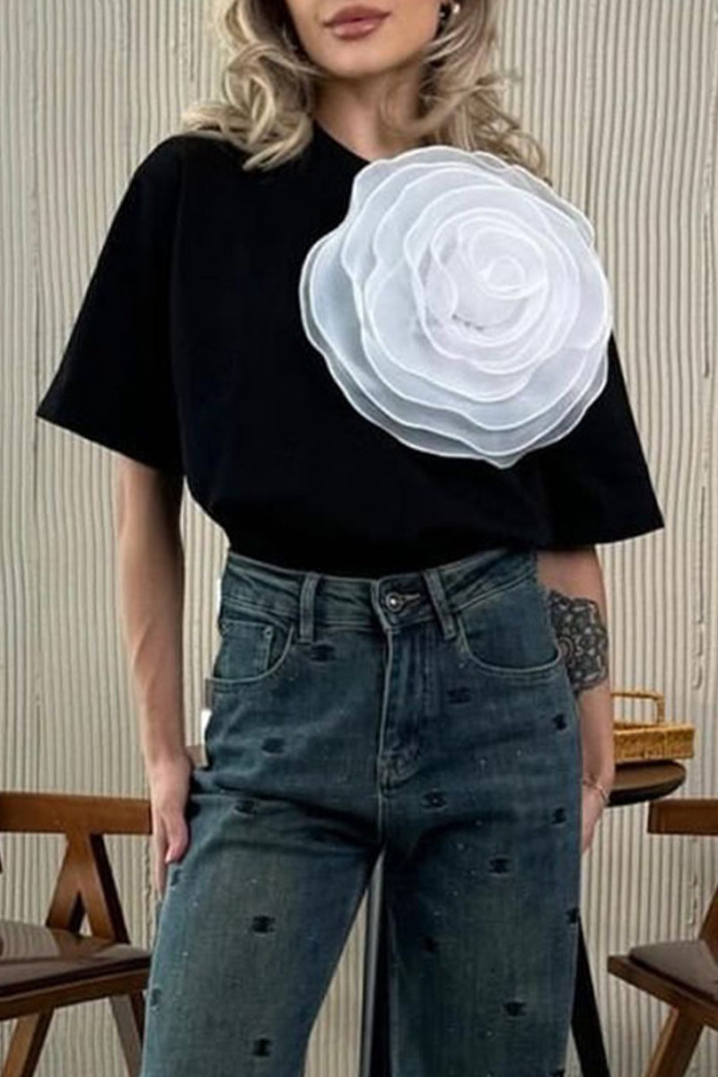 Casual Sweet Solid Flowers O Neck T-Shirts