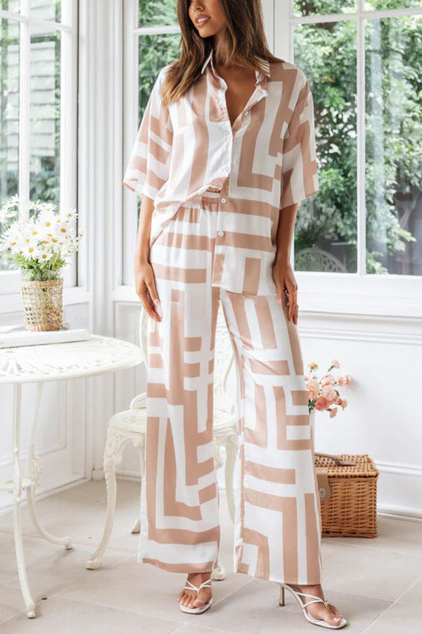 Leisure Coastal Geometric Printed Blouse and Elastic Waist Pants Set