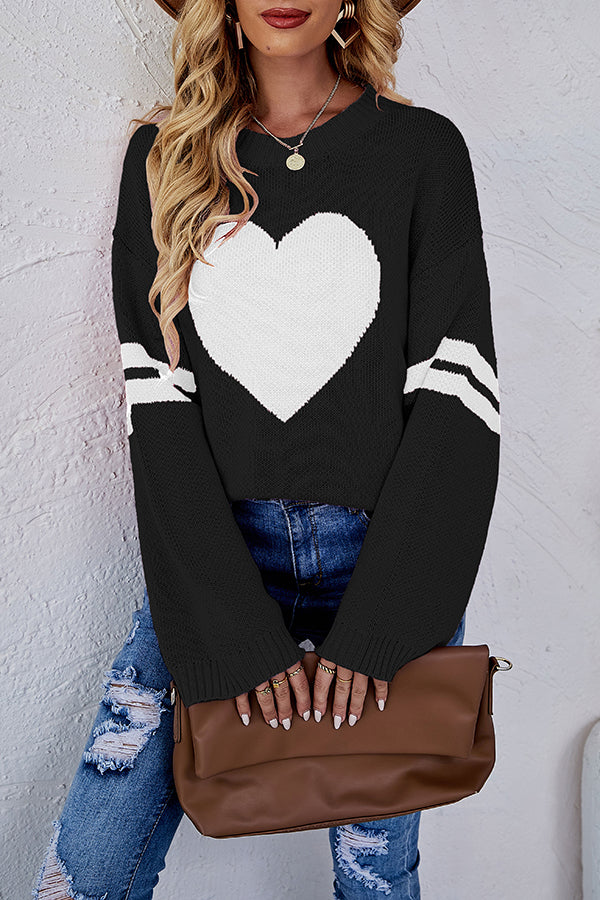 Contrast Color Round Neck Pullover Love Heart Knitted Long Sleeved Sweater