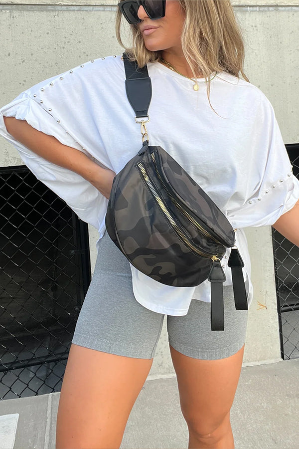 WASHED ROLL UP SLEEVE STUDDED OVERSIZED TEE